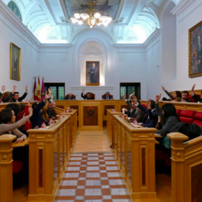 El Pleno de Toledo aprueba por unanimidad la moción de Ciudadanos para acometer mejoras en la plaza de Reino Unido