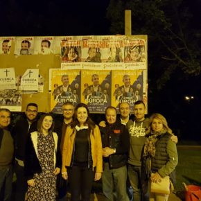 Ciudadanos inicia la campaña electoral con la tradicional “pegada de carteles” en Cuenca